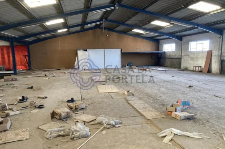 Armazém para Venda em Queluz e Belas Foto 18