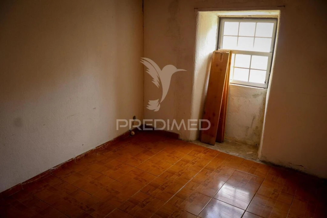 Moradia T2 para Venda em Rosais Foto 5