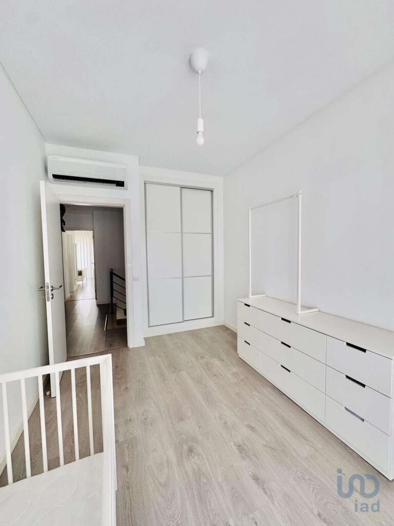 Moradia T4 para Venda em Seixal, Arrentela e Aldeia de Paio Pires Foto 12