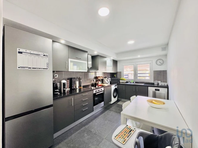 Moradia T4 para Venda em Seixal, Arrentela e Aldeia de Paio Pires Foto 6