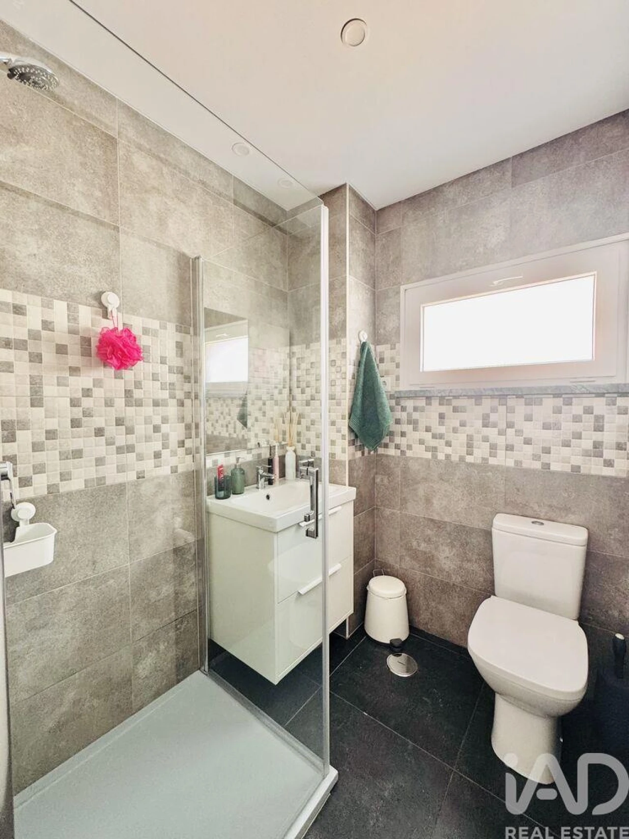 Moradia T4 para Venda em Seixal, Arrentela e Aldeia de Paio Pires Foto 17