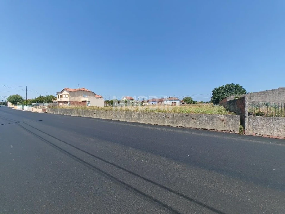 Terreno para Venda em Canelas e Fermelã Foto 1