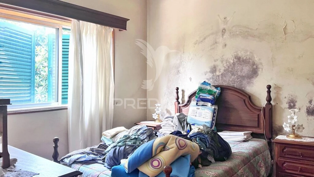 Moradia T4 para Venda em Urgezes Foto 12