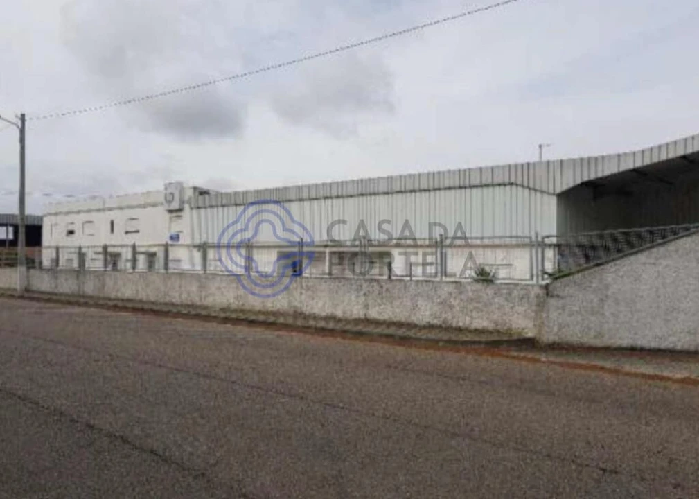 Armazém para Venda em Muge Foto 2