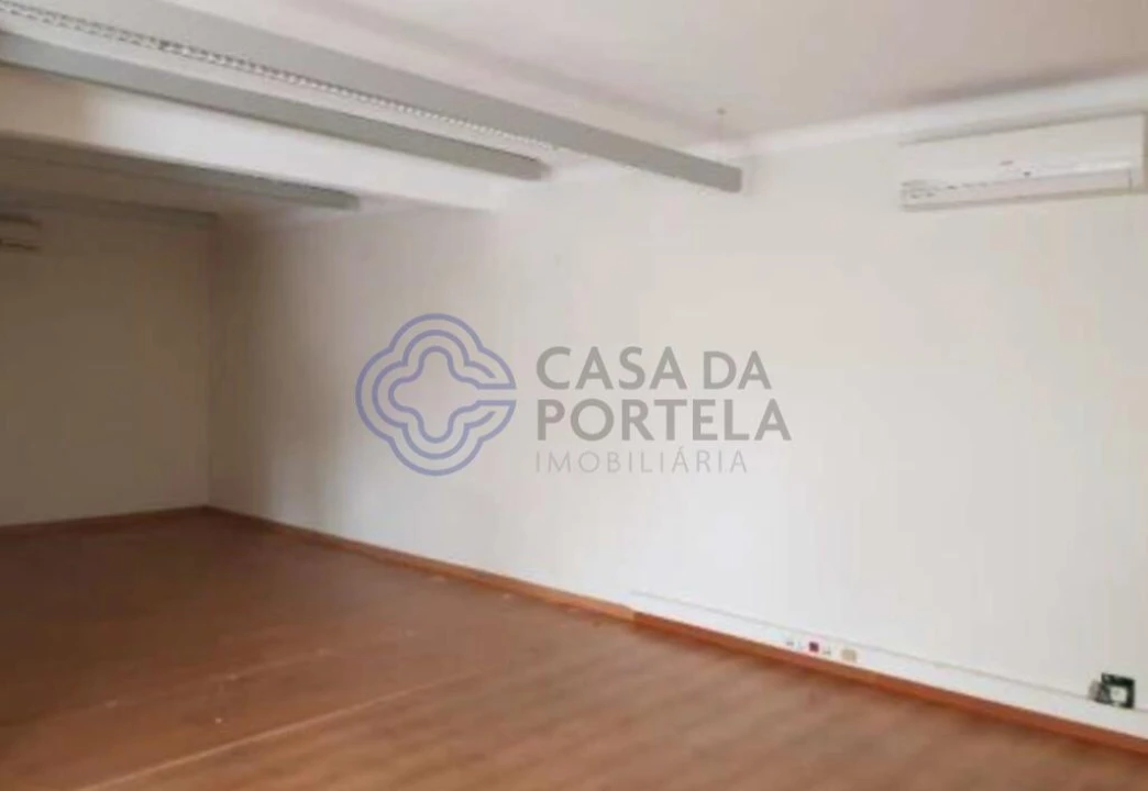 Armazém para Venda em Muge Foto 13