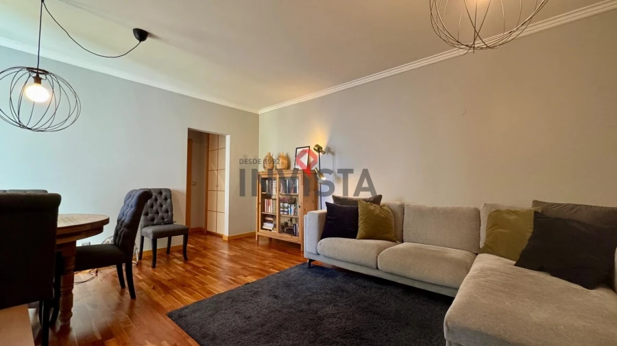 Apartamento T1 para Venda em Vila Franca de Xira Foto 9