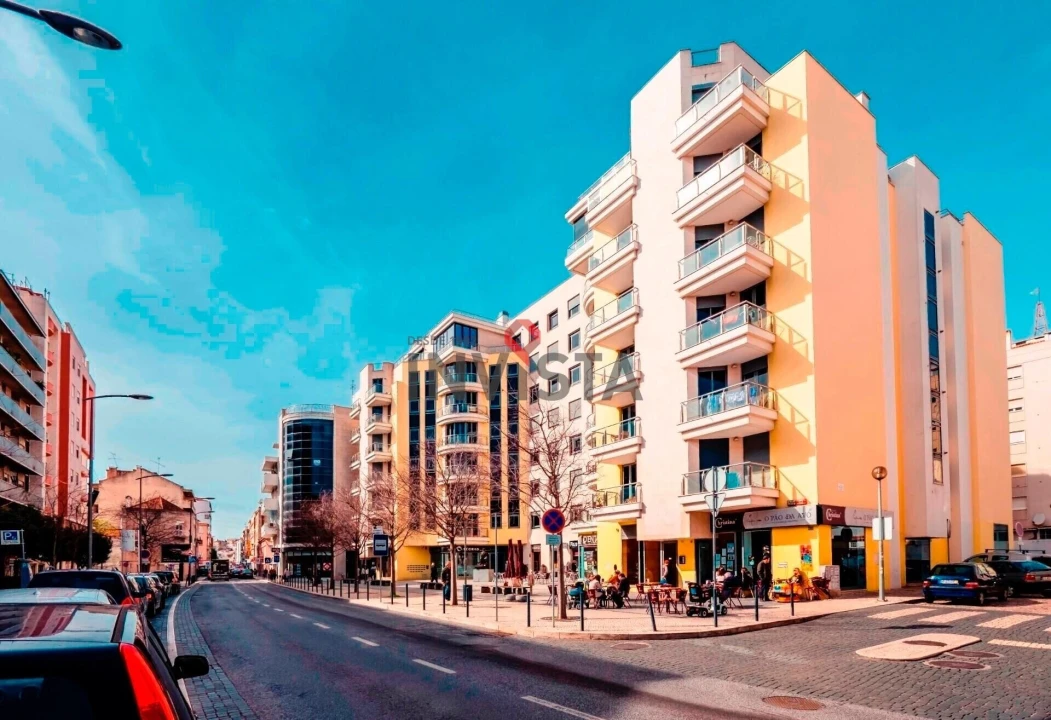 Apartamento T1 para Venda em Vila Franca de Xira Foto 1