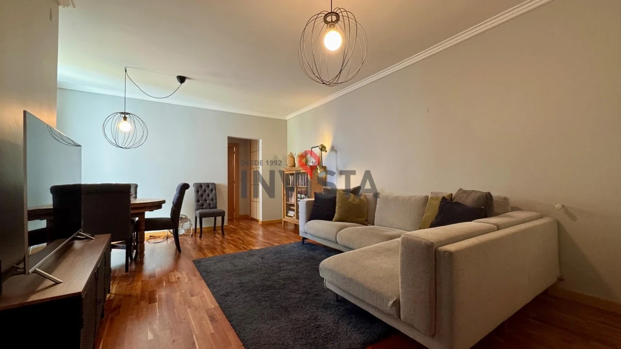 Apartamento T1 para Venda em Vila Franca de Xira Foto 4