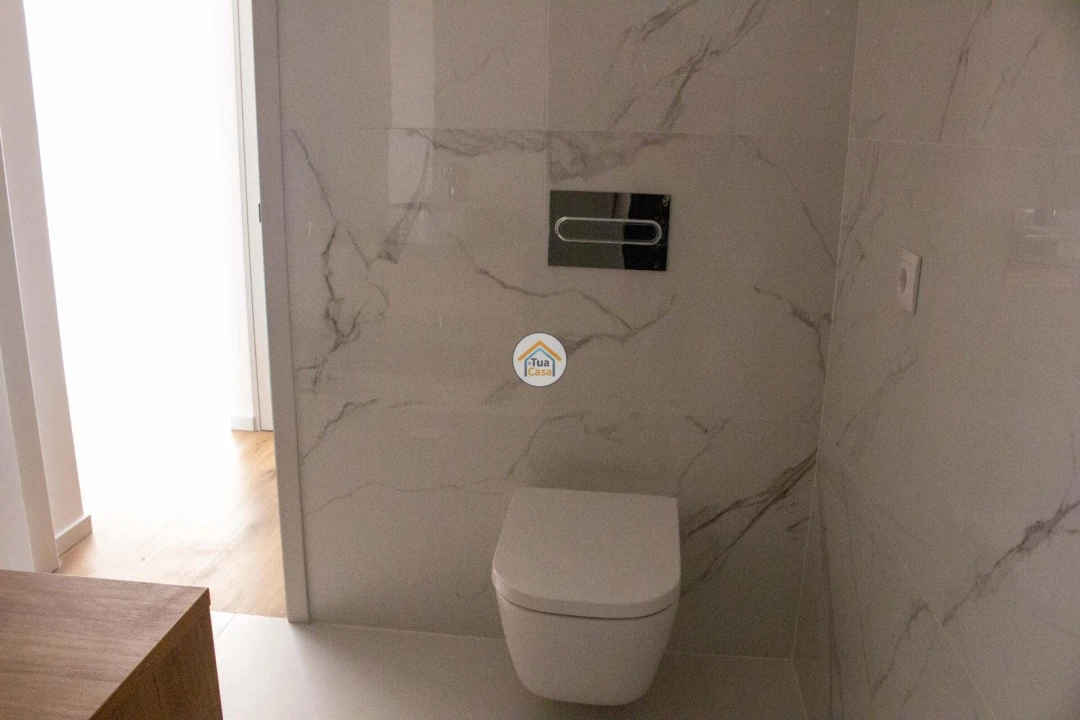Apartamento T2 para Venda em Mafamude e Vilar do Paraíso Foto 24