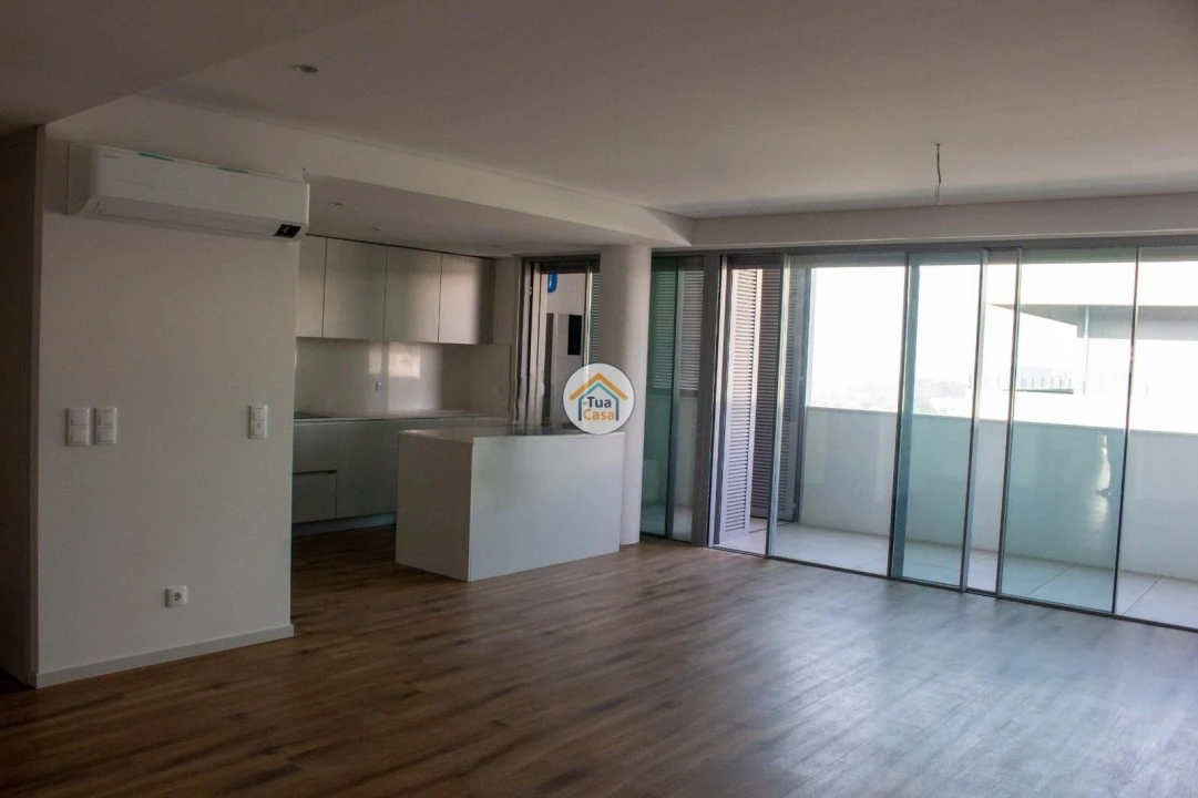 Apartamento T2 para Venda em Mafamude e Vilar do Paraíso Foto 9