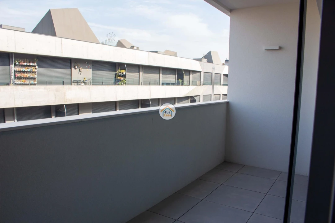 Apartamento T2 para Venda em Mafamude e Vilar do Paraíso Foto 18