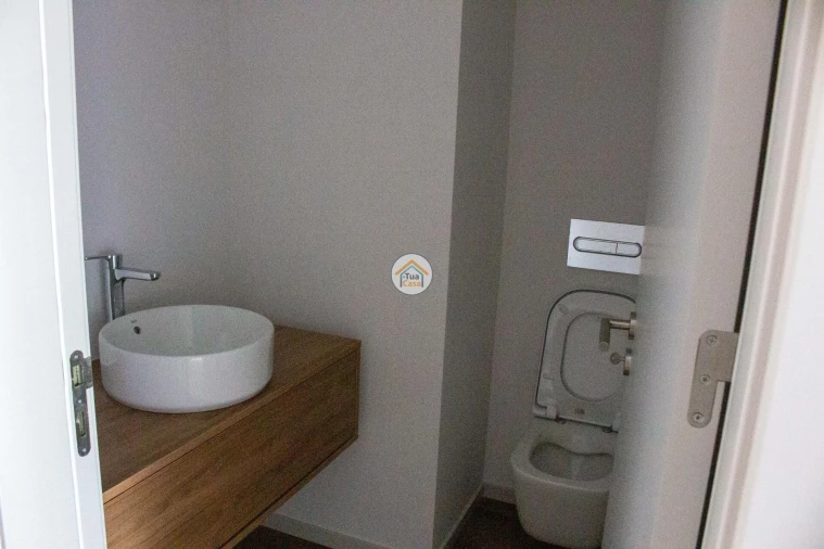 Apartamento T2 para Venda em Mafamude e Vilar do Paraíso Foto 15