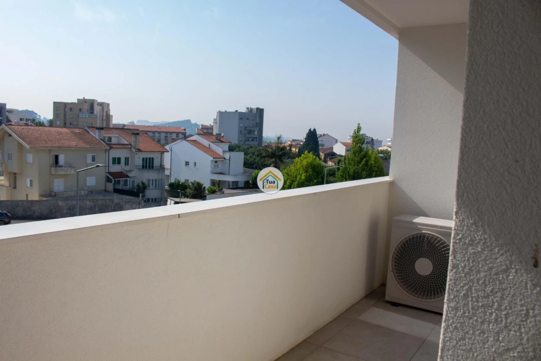 Apartamento T2 para Venda em Mafamude e Vilar do Paraíso Foto 27