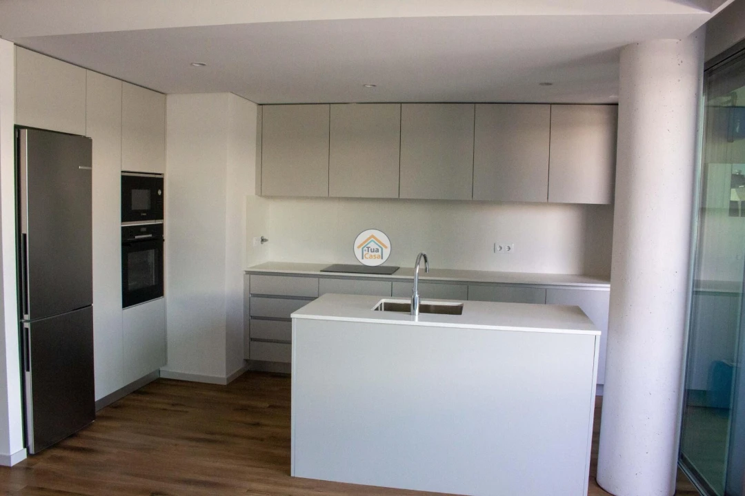 Apartamento T2 para Venda em Mafamude e Vilar do Paraíso Foto 8