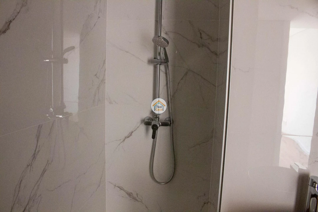 Apartamento T2 para Venda em Mafamude e Vilar do Paraíso Foto 21
