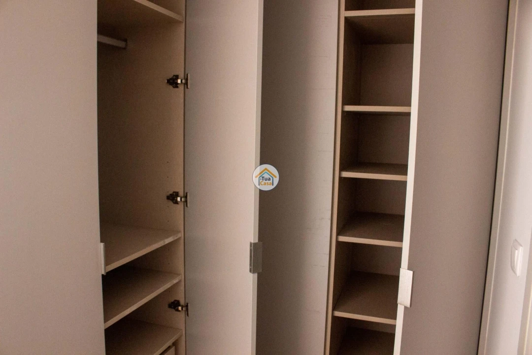 Apartamento T2 para Venda em Mafamude e Vilar do Paraíso Foto 22