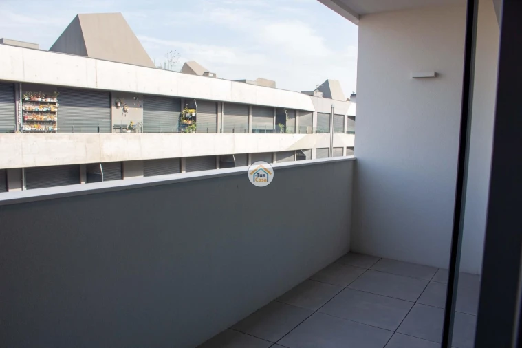 Apartamento T2 para Venda em Mafamude e Vilar do Paraíso Foto 11