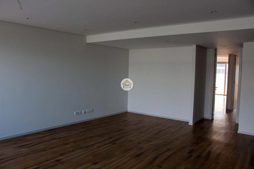 Apartamento T2 para Venda em Mafamude e Vilar do Paraíso Foto 10