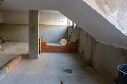 Loja para Venda em Mafamude e Vilar do Paraíso