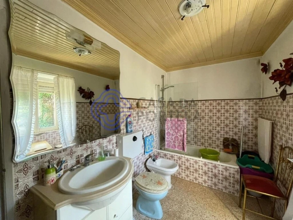 Quinta T3 para Venda em Cinfães Foto 9