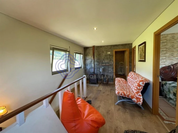 Quinta T3 para Venda em Cinfães Foto 3