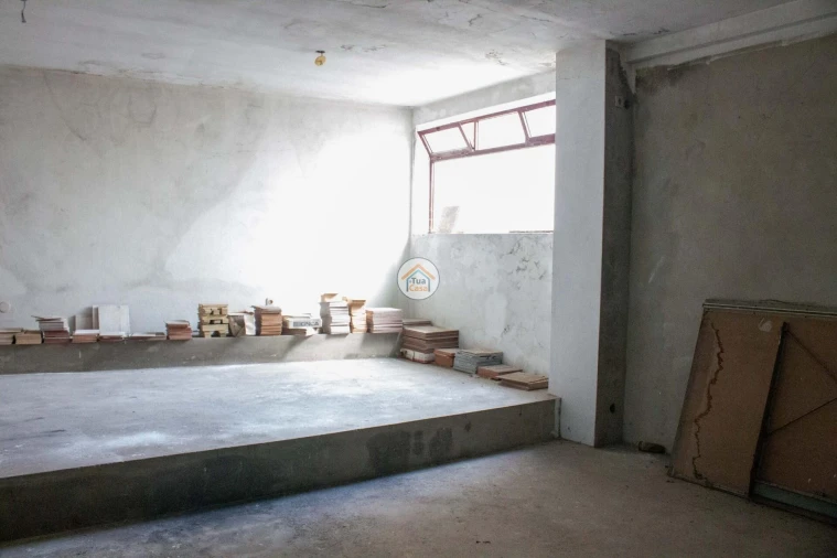 Loja para Venda em Mafamude e Vilar do Paraíso Foto 6