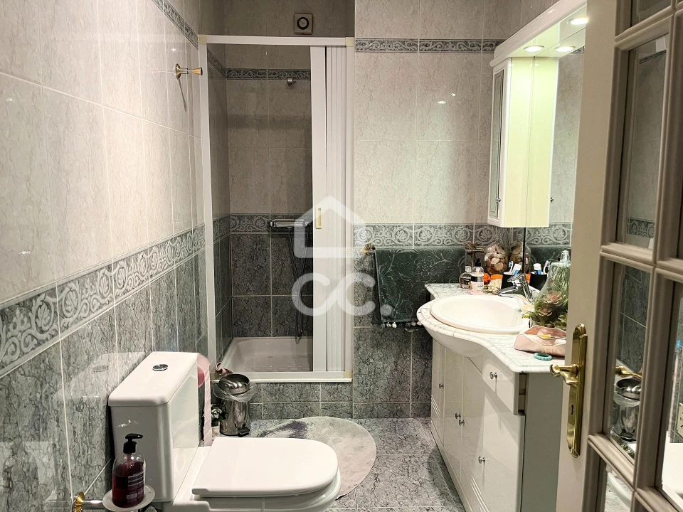 Moradia T4 para Venda em Custoias Foto 18