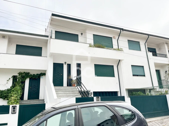 Moradia T4 para Venda em Custoias Foto 32