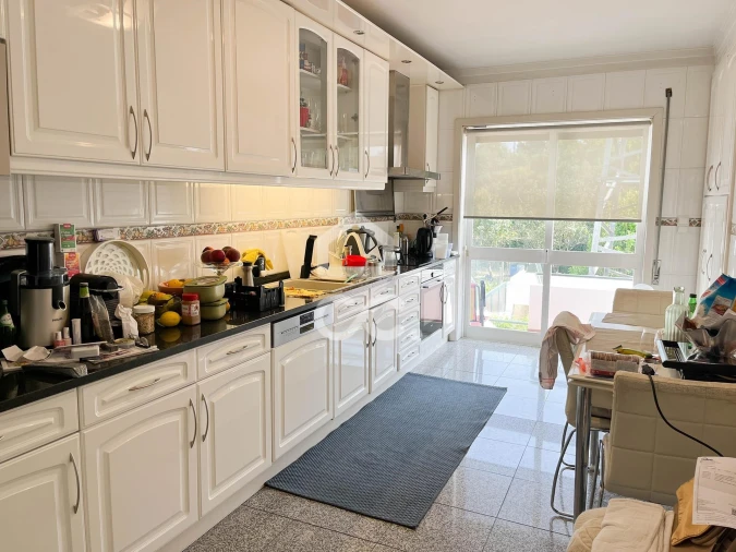 Moradia T4 para Venda em Custoias Foto 5