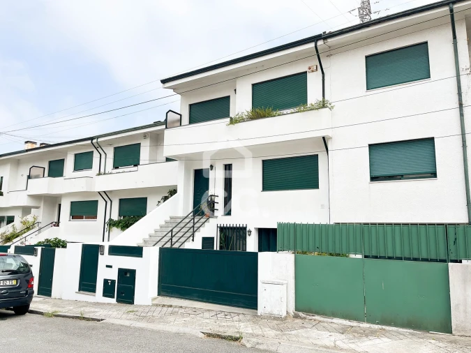 Moradia T4 para Venda em Custoias Foto 31