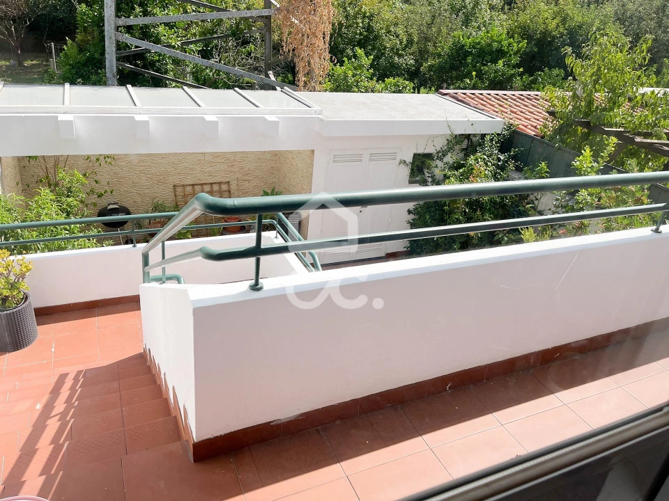 Moradia T4 para Venda em Custoias Foto 35