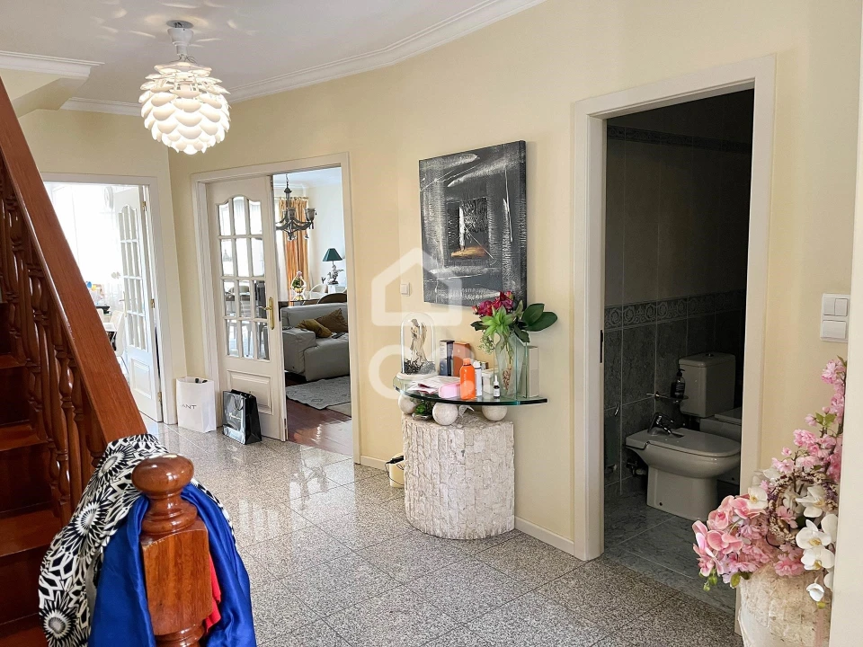 Moradia T4 para Venda em Custoias Foto 8