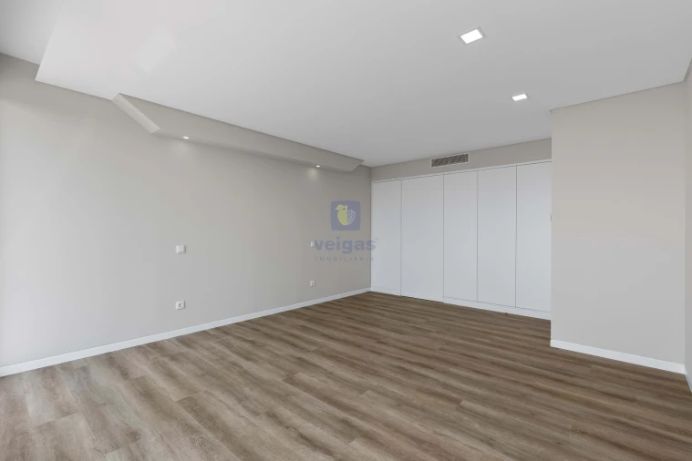 Moradia T4 para Venda em Ribamar Foto 21