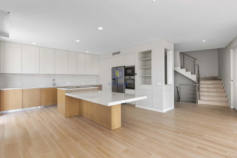 Moradia T4 para Venda em Ribamar Foto 19