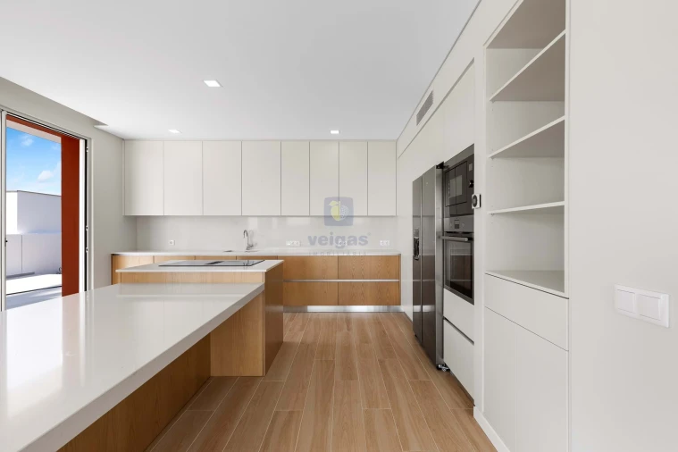 Moradia T4 para Venda em Ribamar Foto 18