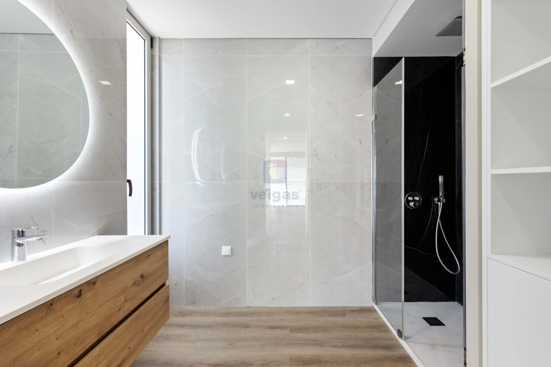 Moradia T4 para Venda em Ribamar Foto 15