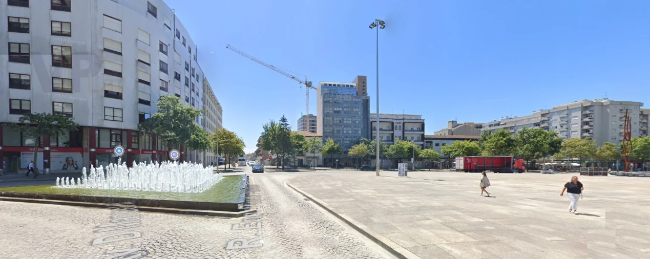 Loja para Arrendamento em Cidade da Maia Foto 1