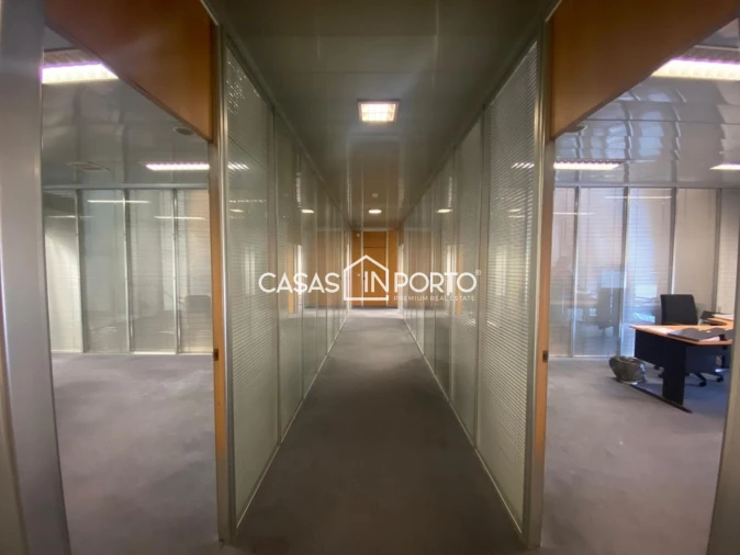 Loja para Arrendamento em Matosinhos e Leça da Palmeira Foto 21