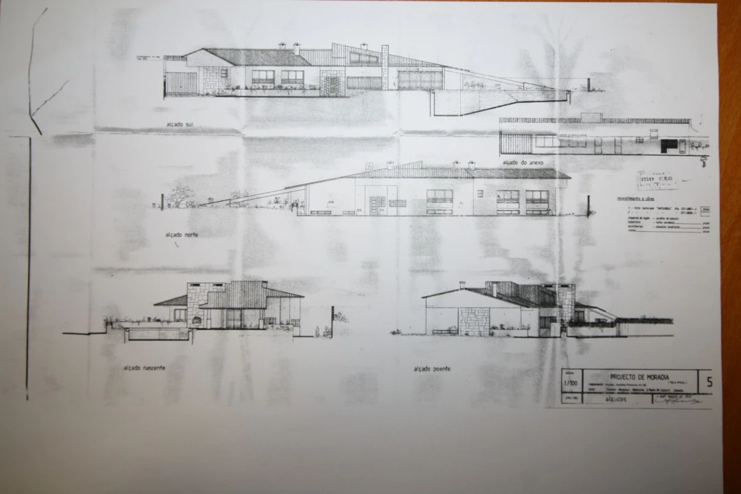 Moradia T5 para Venda em Carcavelos e Parede Foto 20