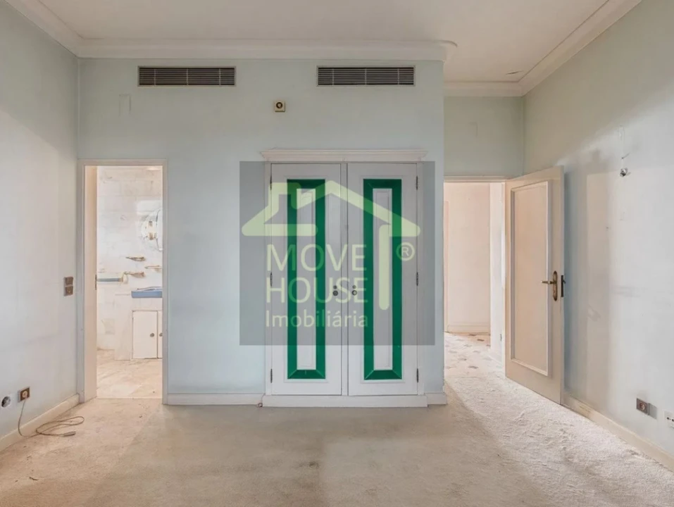 Moradia T5 para Venda em Carcavelos e Parede Foto 10