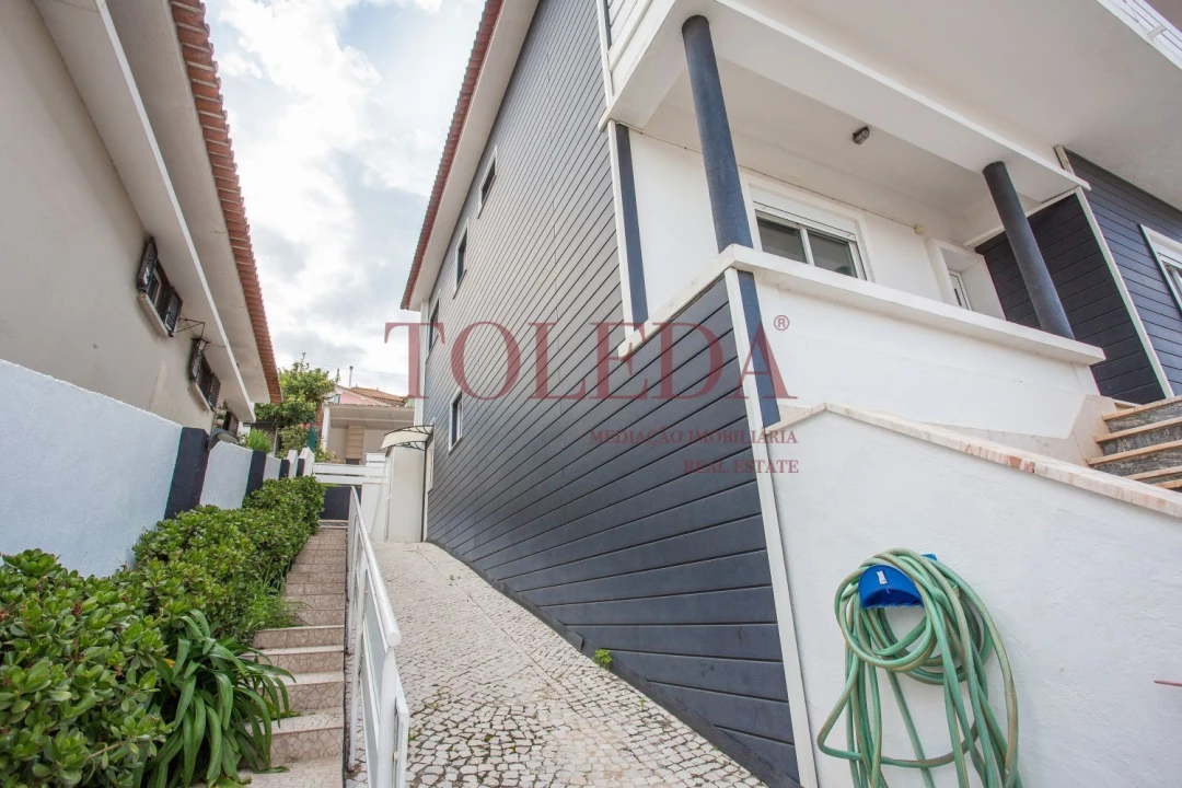 Moradia T6 para Venda em Alenquer (Santo Estêvão e Triana) Foto 49