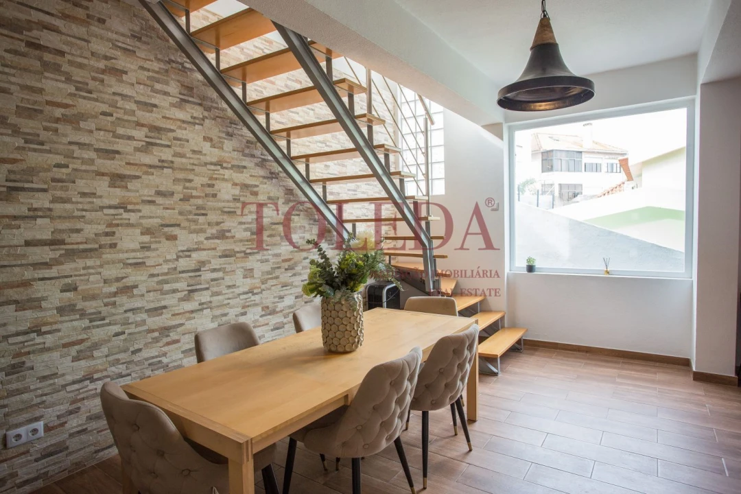 Moradia T6 para Venda em Alenquer (Santo Estêvão e Triana) Foto 4