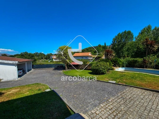 Moradia T3 para Venda em Oleiros Foto 23