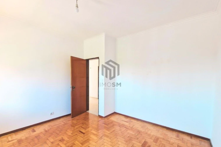 Apartamento T4 para Venda em Bucelas Foto 18