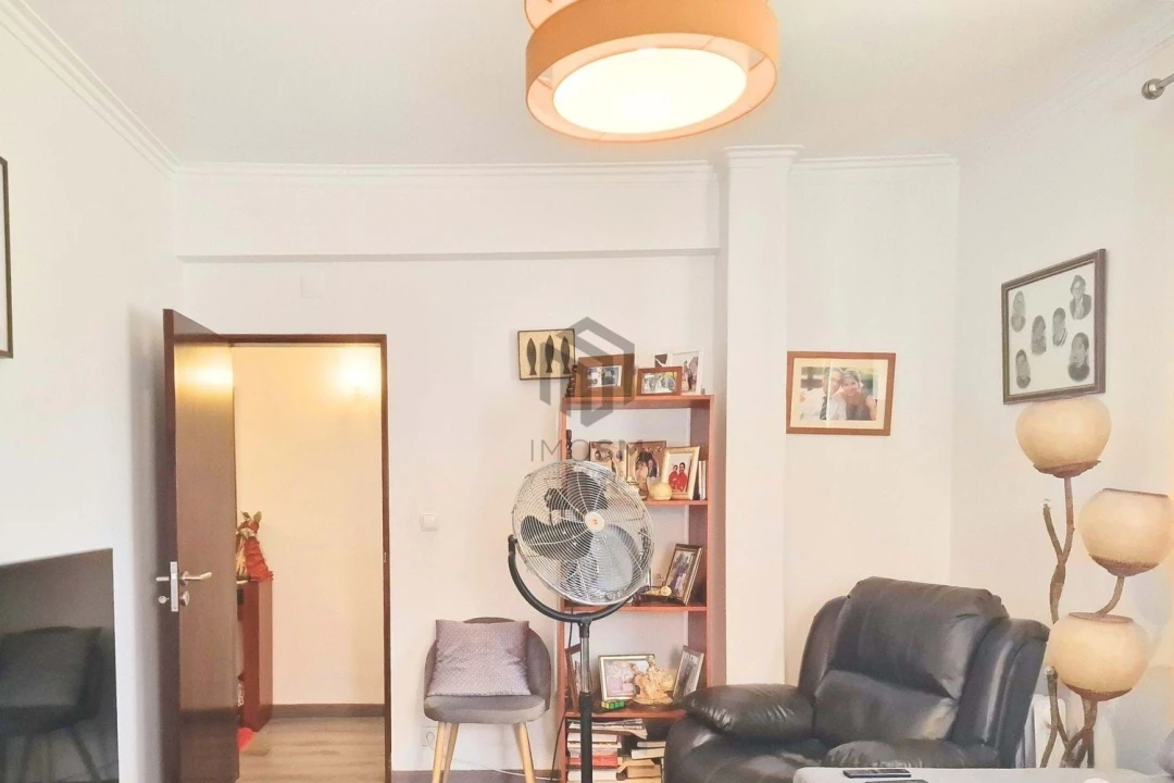 Apartamento T3 para Venda em Bucelas Foto 6