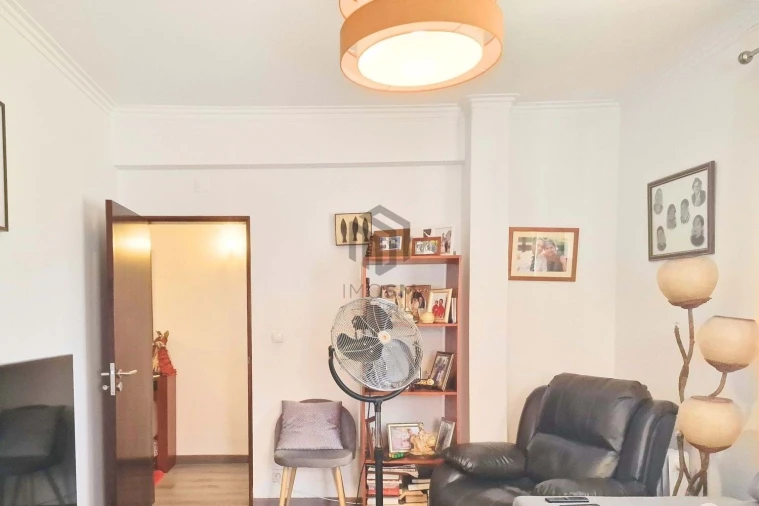 Apartamento T3 para Venda em Bucelas Foto 6