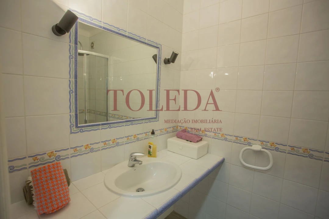 Moradia T5 para Venda em Azambuja Foto 43