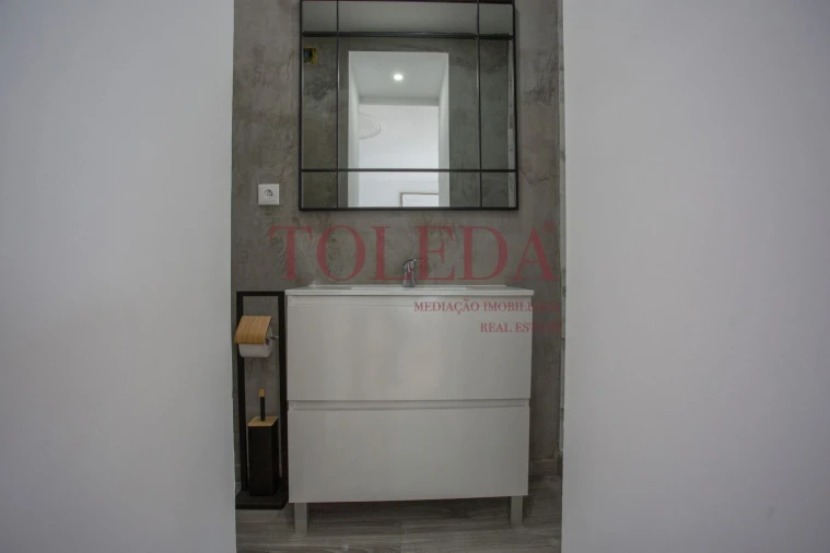 Moradia T5 para Venda em Azambuja Foto 23