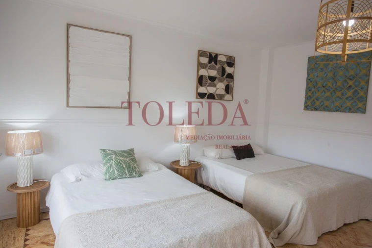 Moradia T5 para Venda em Azambuja Foto 15