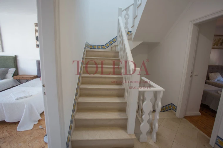 Moradia T5 para Venda em Azambuja Foto 48